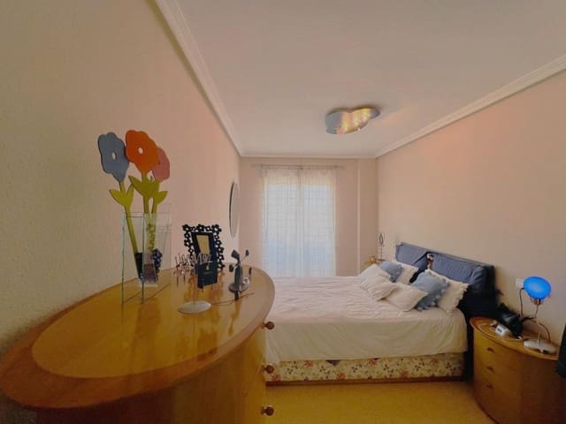 3 slaapkamer Flat te koop in Alicante stad met garage - € 265.000 (Ref: 9952778)