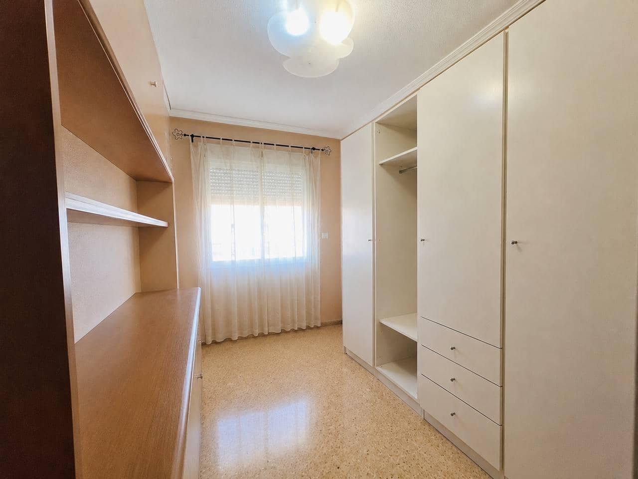 3 sovrum Lägenhet till salu i Alicante stad med garage - 241 723 € (Ref: 9952778)