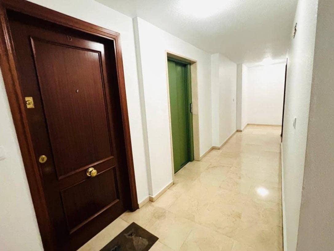 3 sovrum Lägenhet till salu i Alicante stad med garage - 241 723 € (Ref: 9952778)