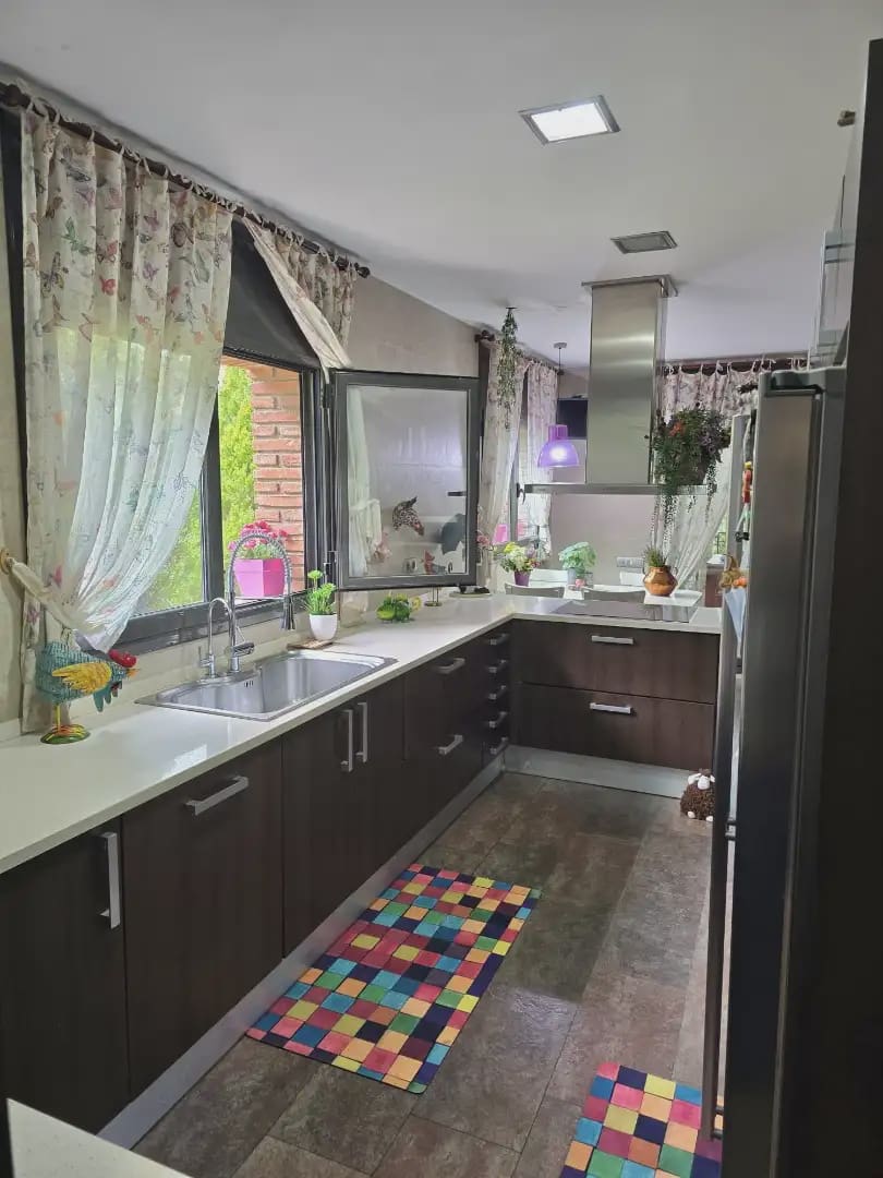 4 soveværelse Villa til salg i Begues med swimmingpool garage - € 850.000 (Ref: 10048163)