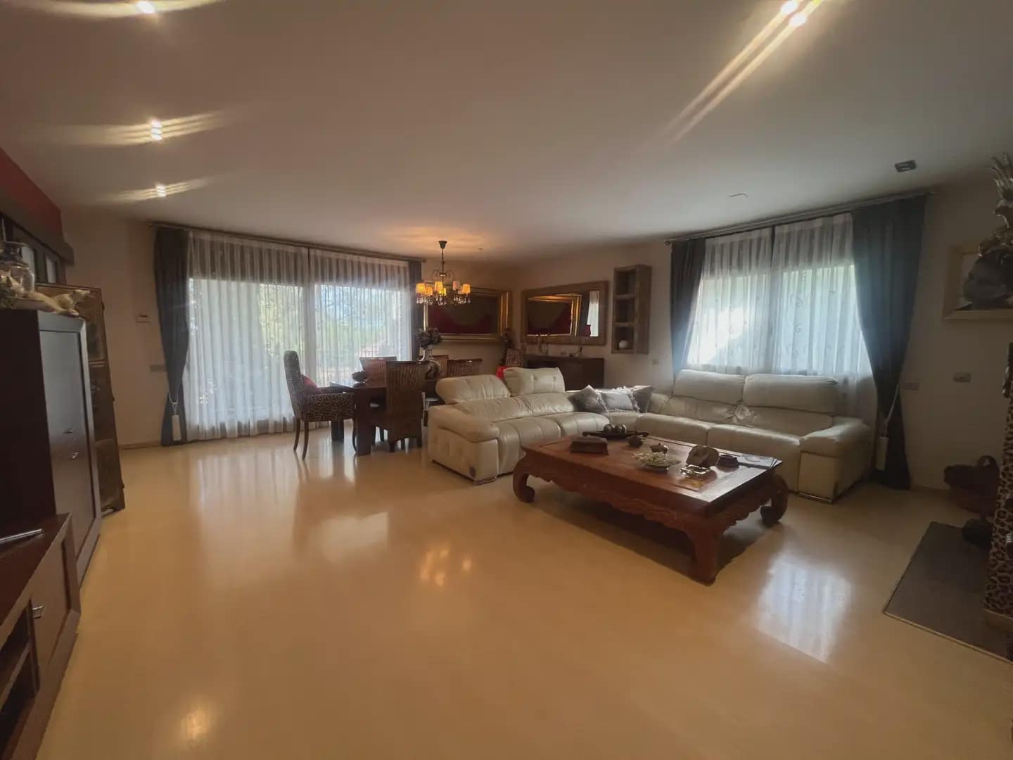 4 soveværelse Villa til salg i Begues med swimmingpool garage - € 850.000 (Ref: 10048163)