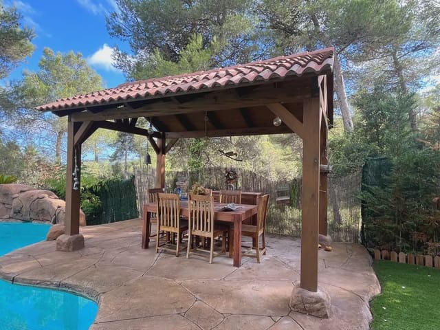 4 Zimmer Villa zu verkaufen in Begues mit Pool Garage - 850.000 € (Ref: 10048163)