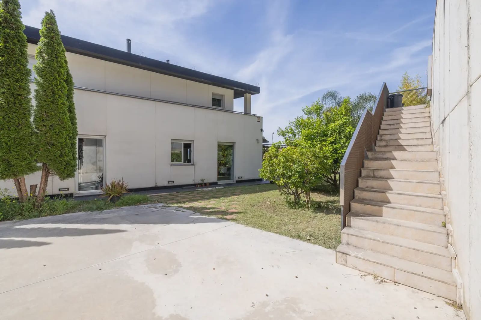 5 bedroom Villa for sale in Cerdanyola del Valles - € 1,950,000 (Ref: 10048164)
