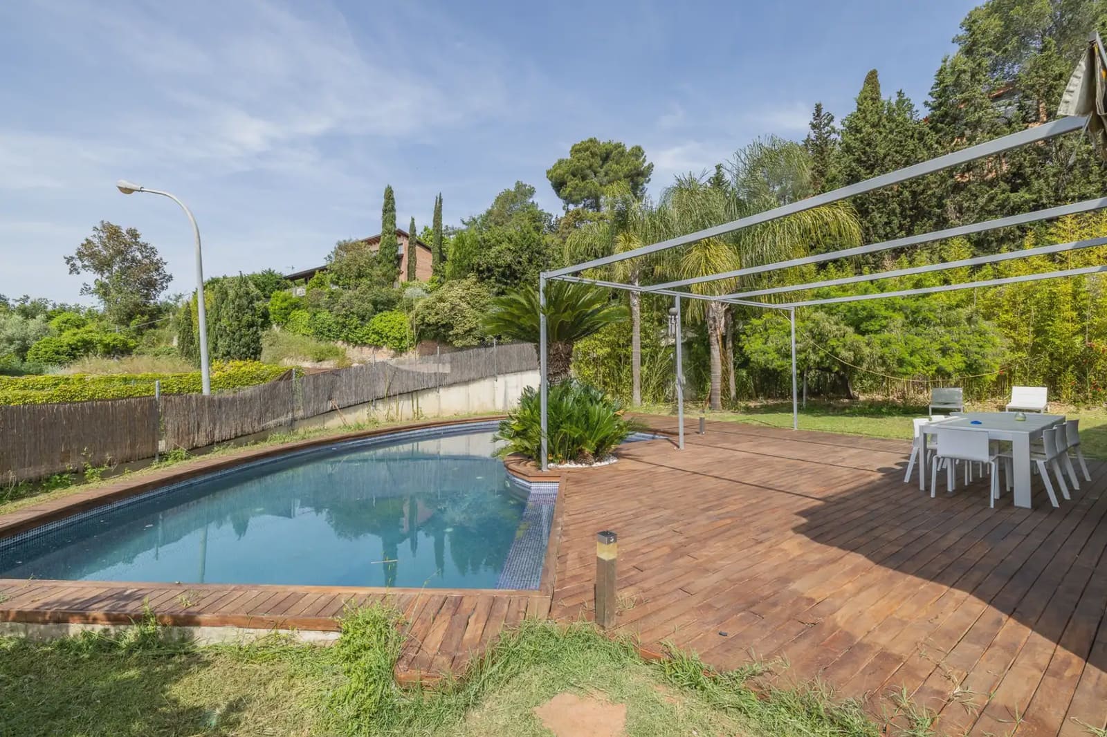 5 bedroom Villa for sale in Cerdanyola del Valles - € 1,950,000 (Ref: 10048164)