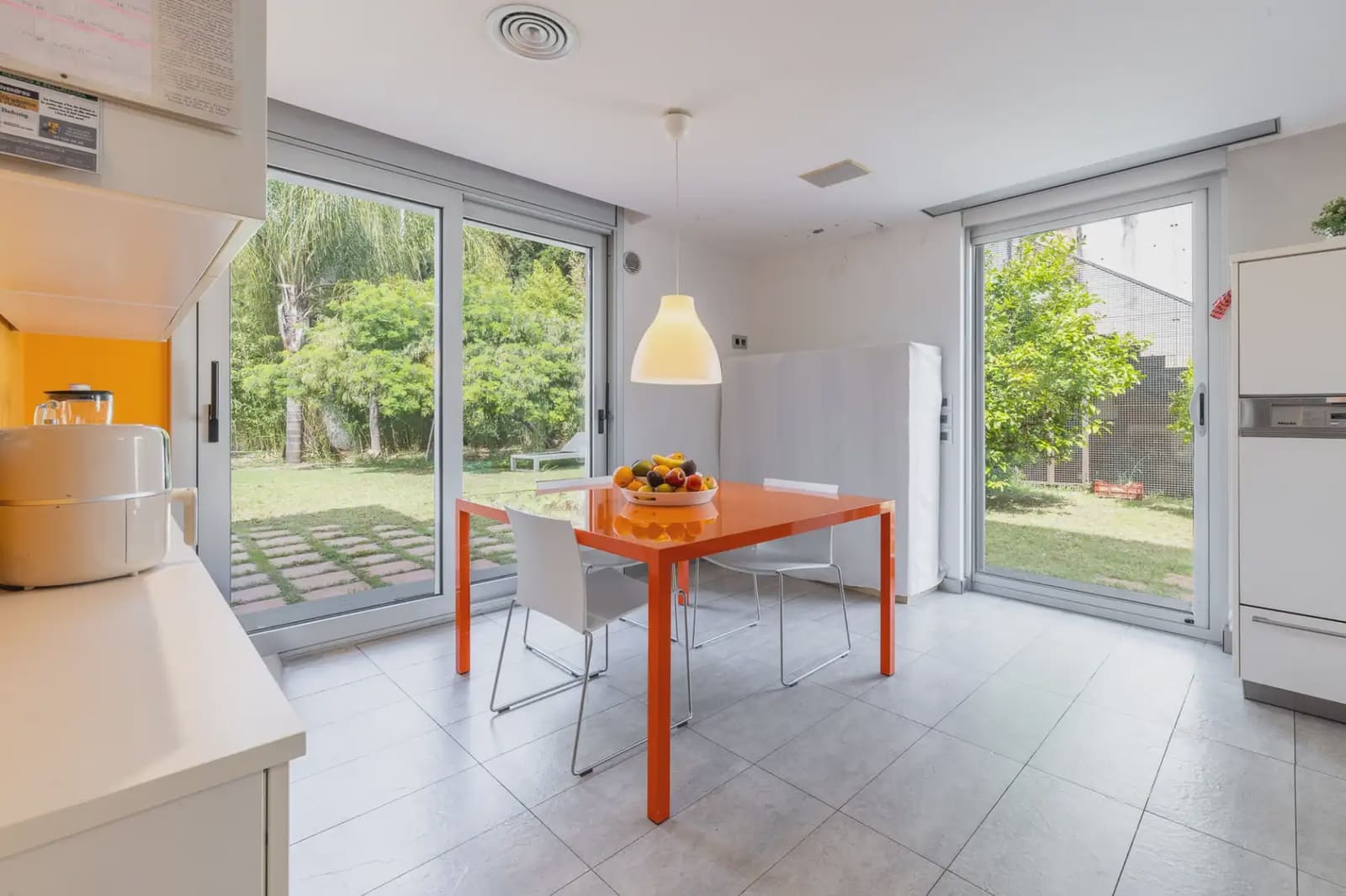 5 bedroom Villa for sale in Cerdanyola del Valles - € 1,950,000 (Ref: 10048164)