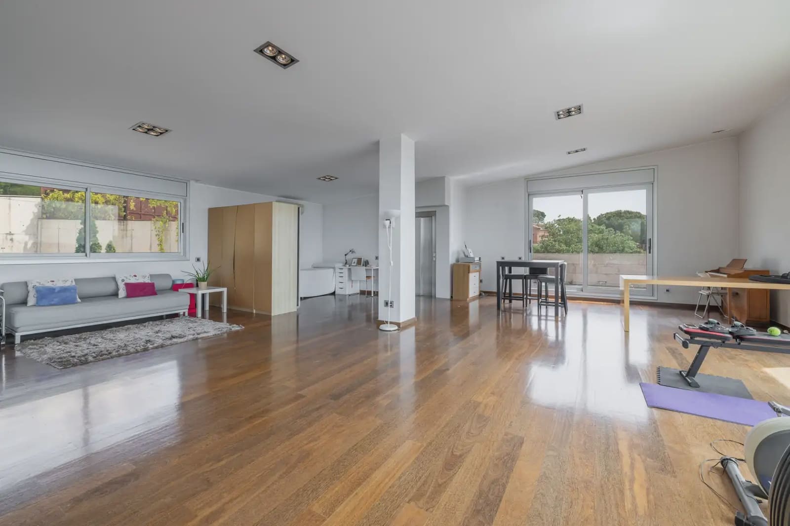 5 bedroom Villa for sale in Cerdanyola del Valles - € 1,950,000 (Ref: 10048164)