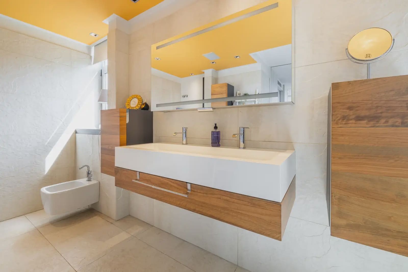 5 bedroom Villa for sale in Cerdanyola del Valles - € 1,950,000 (Ref: 10048164)