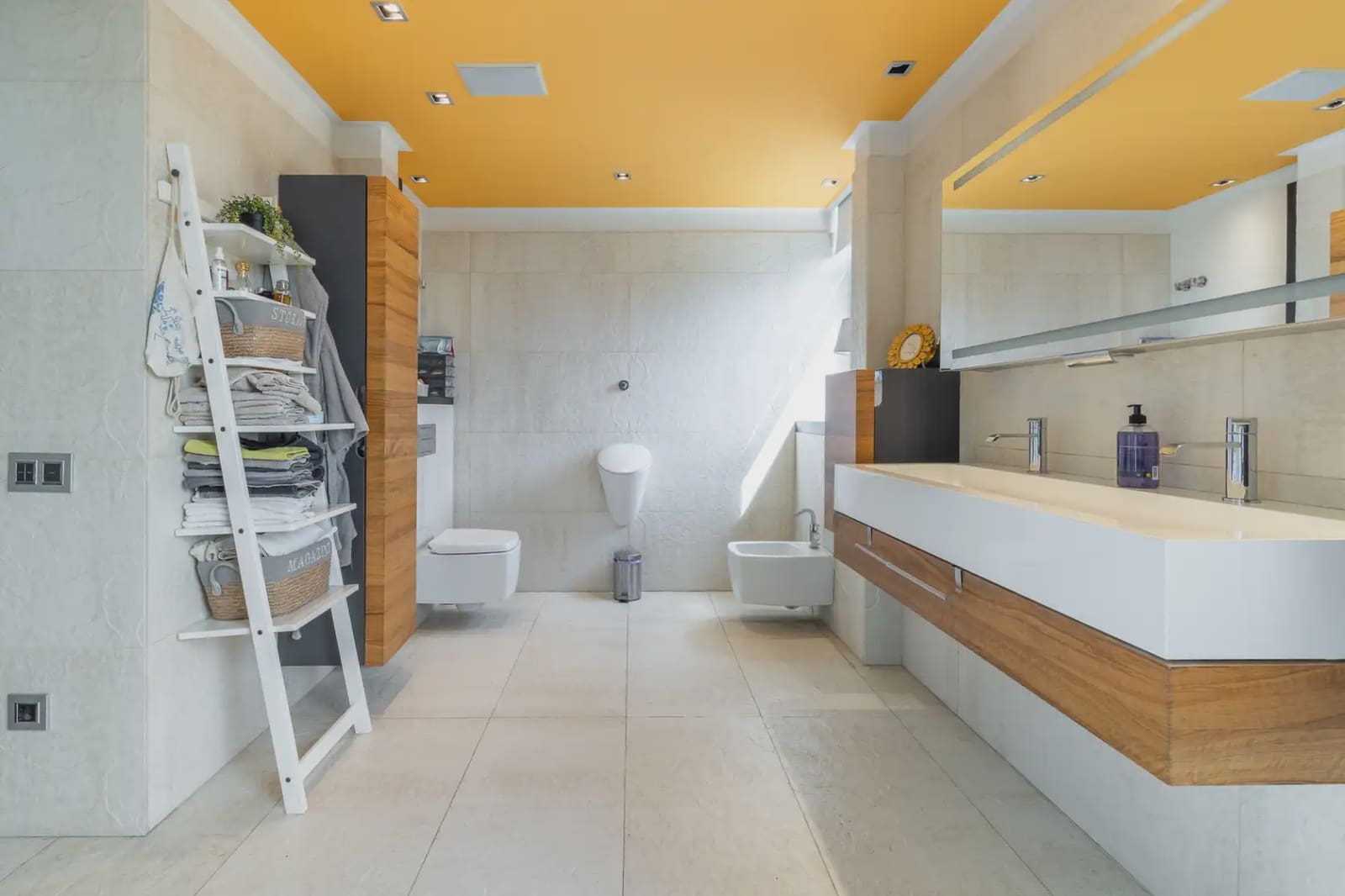 5 bedroom Villa for sale in Cerdanyola del Valles - € 1,950,000 (Ref: 10048164)