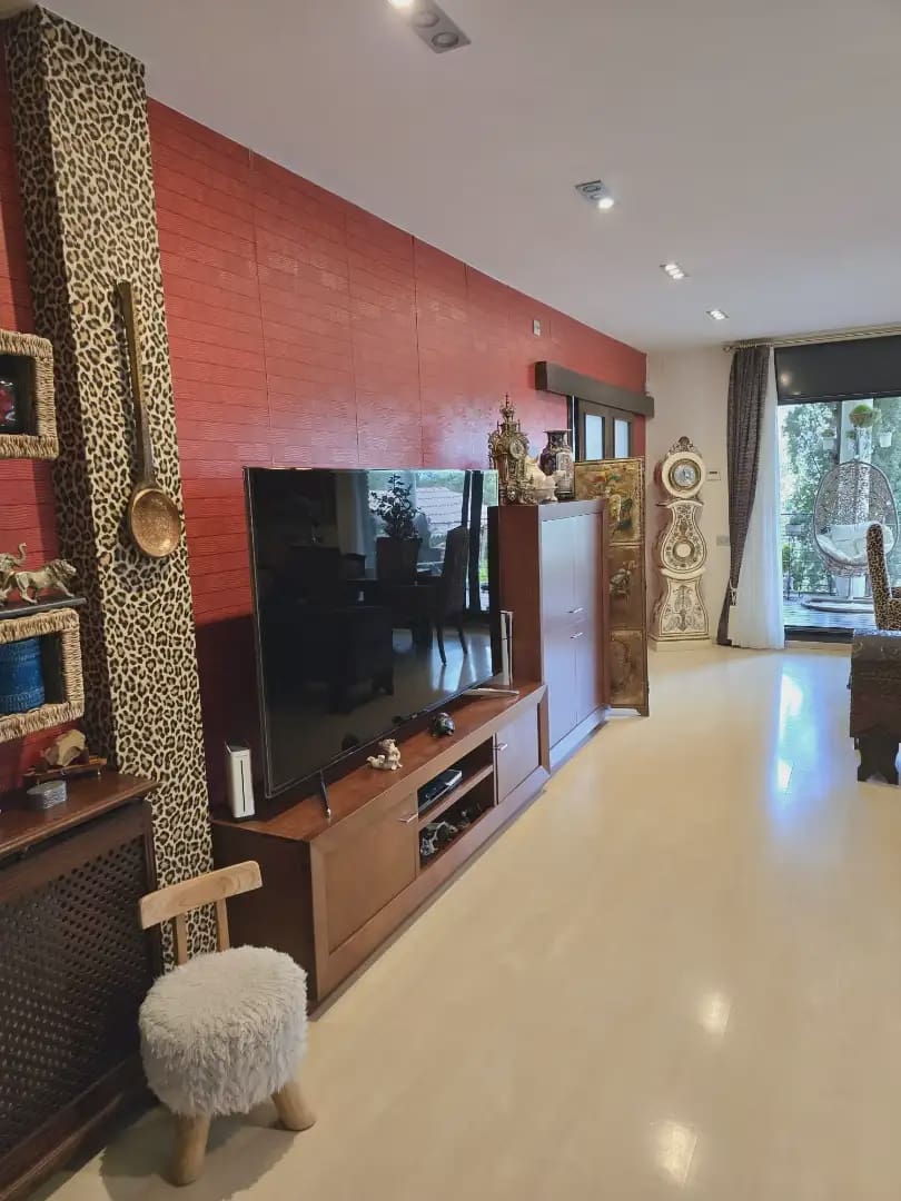4 Zimmer Villa zu vermieten in Begues mit Pool Garage - 4.500 € (Ref: 10048166)