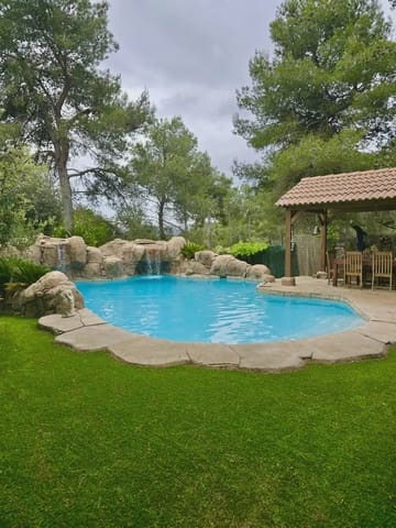 4 camera da letto Villa da affittare in Begues con piscina garage - 4.500 € (Rif: 10048166)