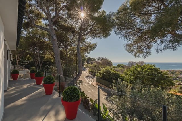 5 soveværelse Villa til salg i Castelldefels med swimmingpool garage - € 2.090.000 (Ref: 10048167)