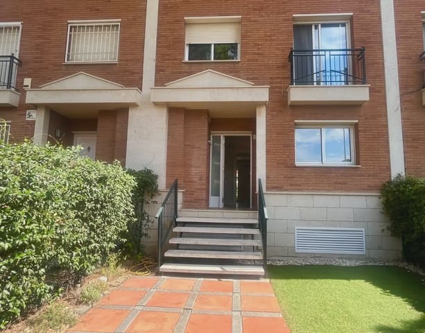 4 sovrum Hus att hyra i Gavà med pool garage - 4 800 € (Ref: 10048169)