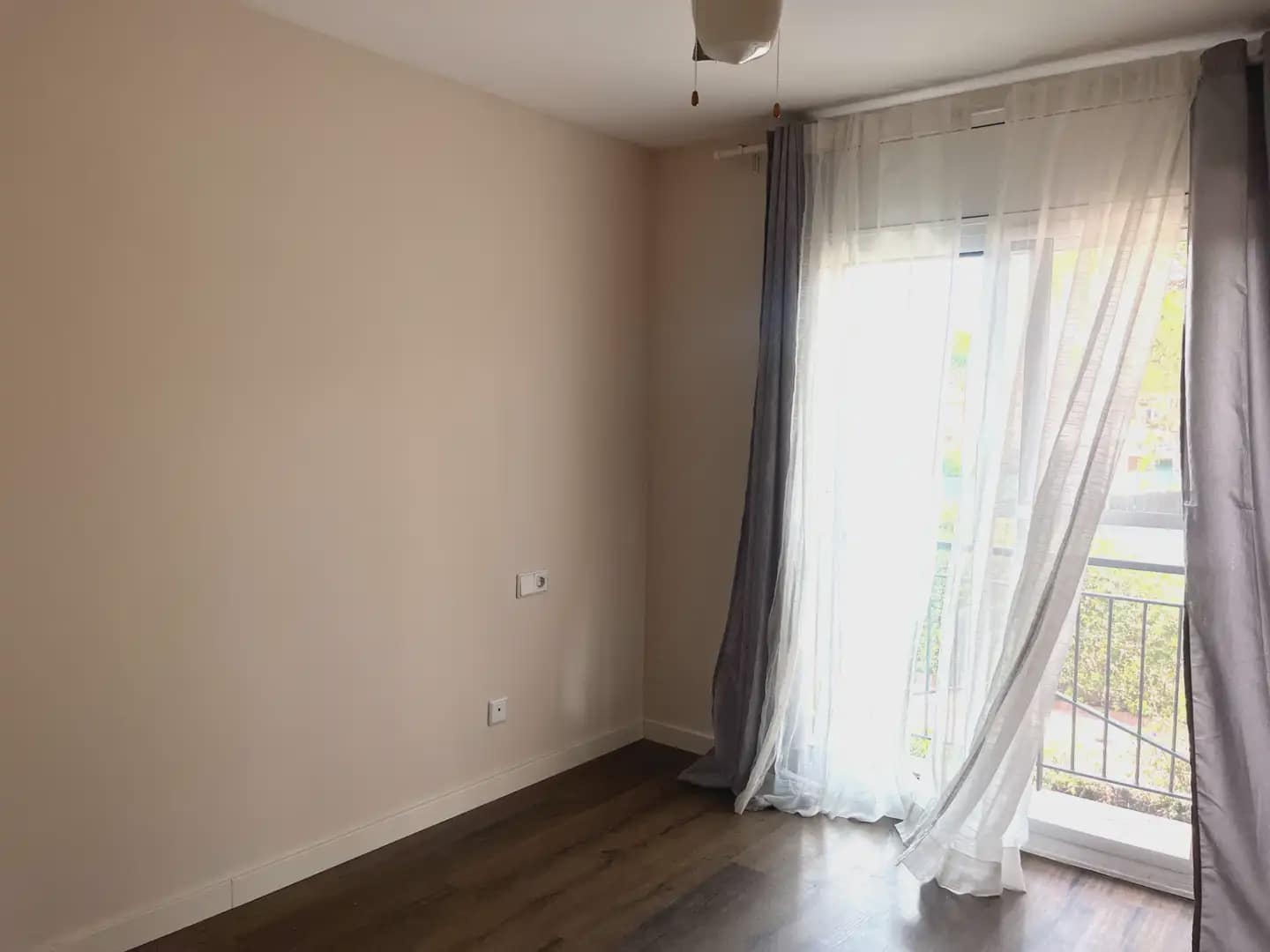 4 sovrum Hus att hyra i Gava med pool garage - 4 800 € (Ref: 10048169)