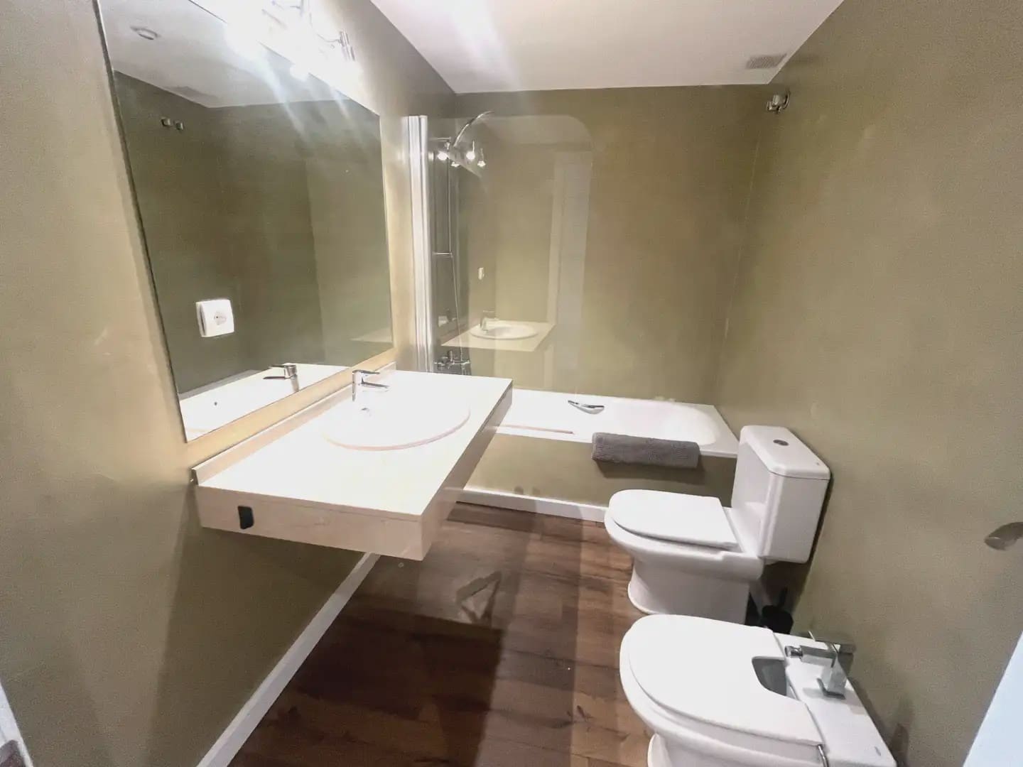 4 sovrum Hus att hyra i Gava med pool garage - 4 800 € (Ref: 10048169)
