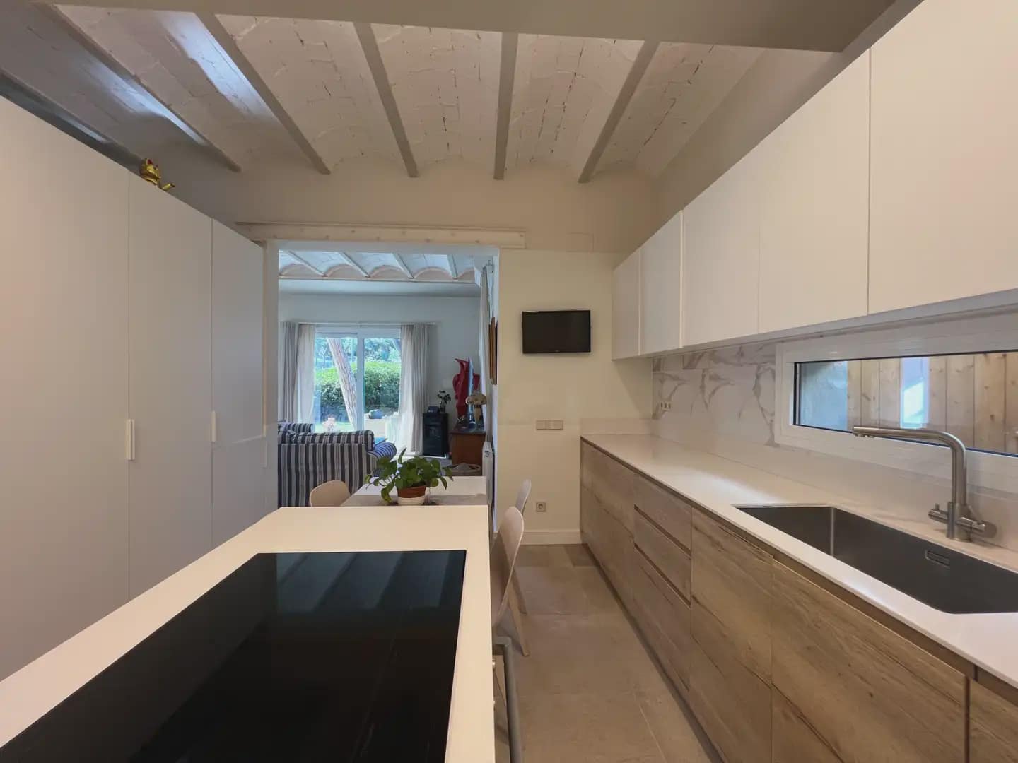 5 bedroom Villa for rent in Castelldefels with garage - € 6,200 (Ref: 10048173)