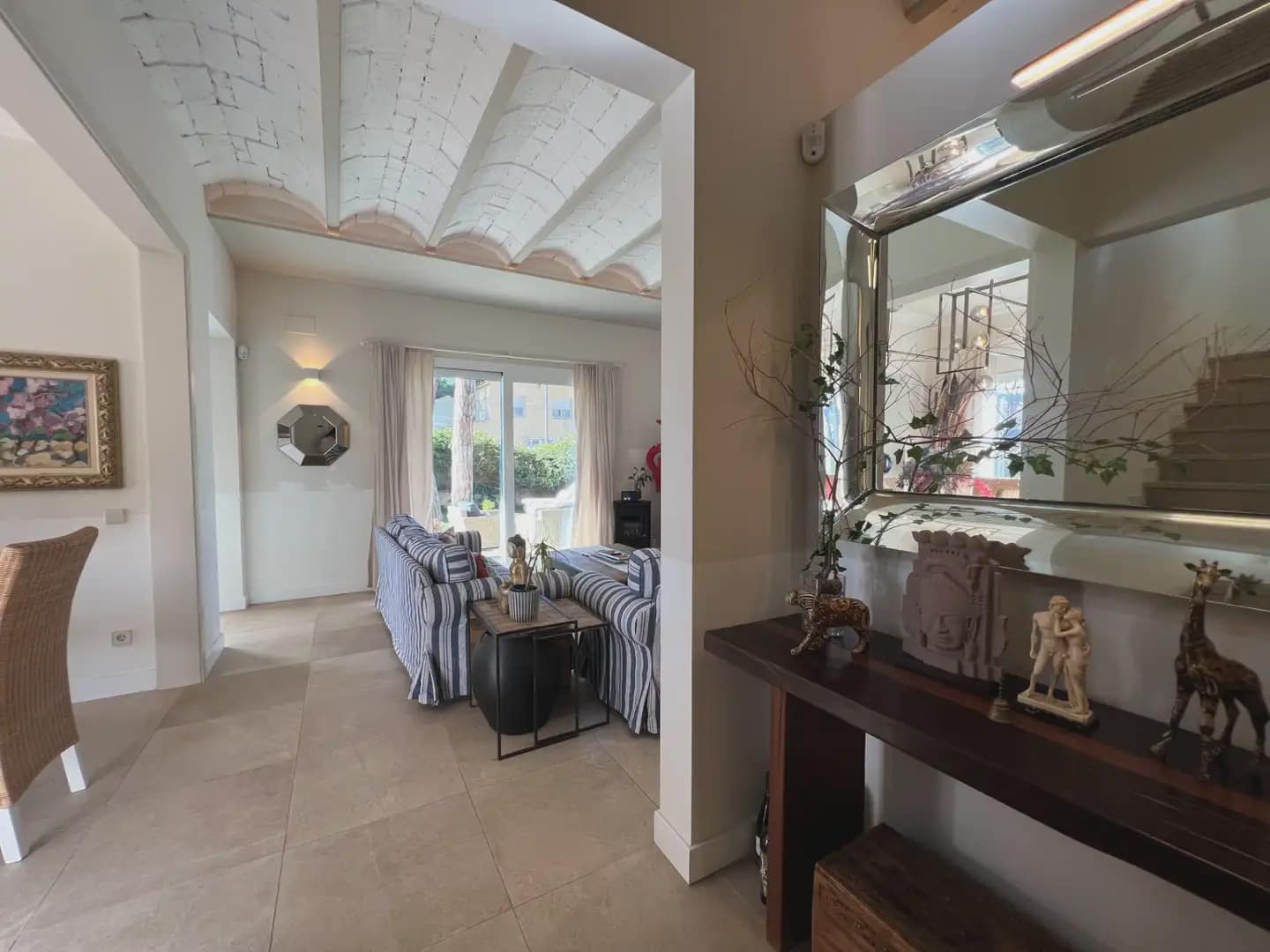 5 bedroom Villa for rent in Castelldefels with garage - € 6,200 (Ref: 10048173)