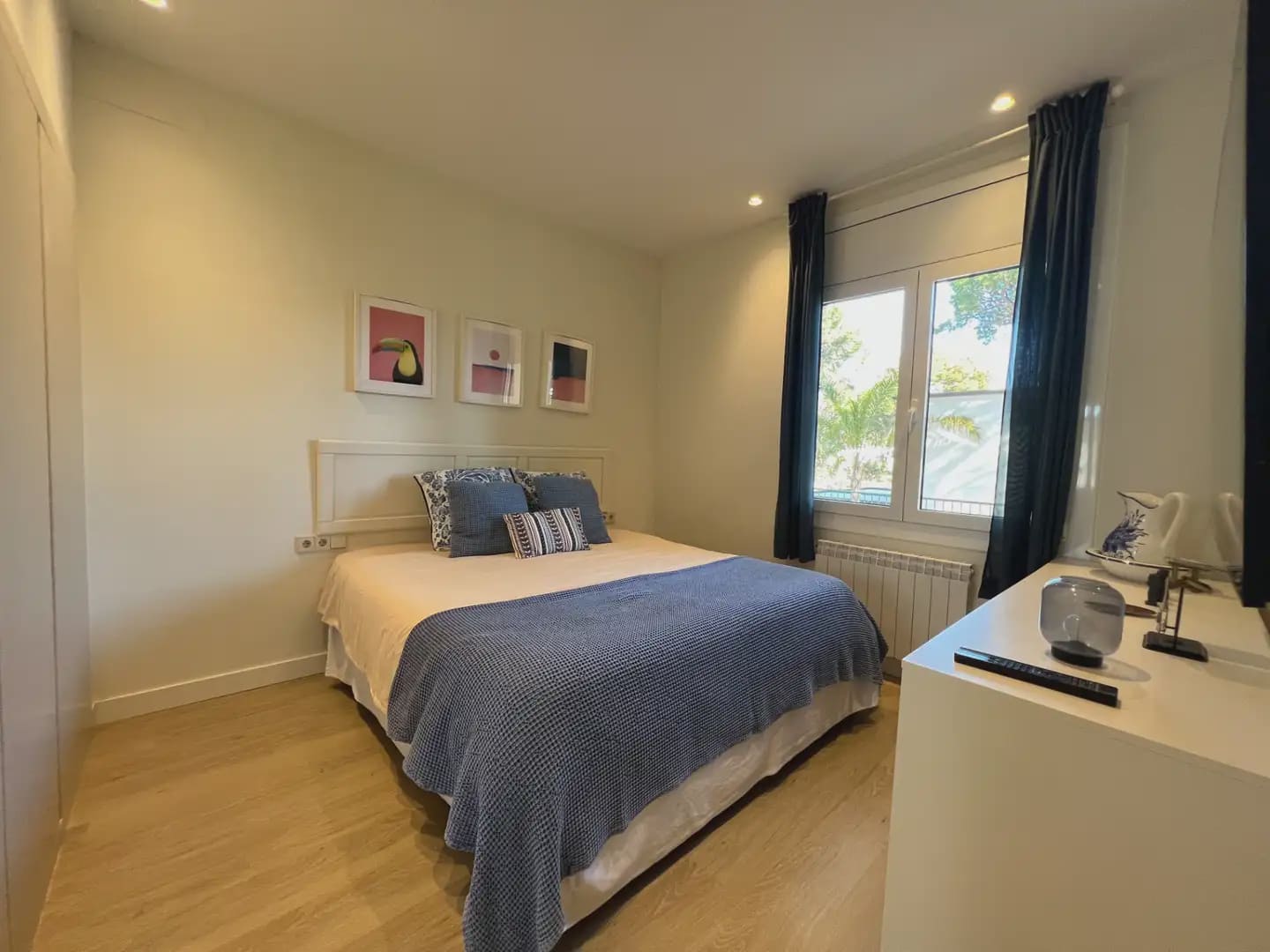 5 bedroom Villa for rent in Castelldefels with garage - € 6,200 (Ref: 10048173)