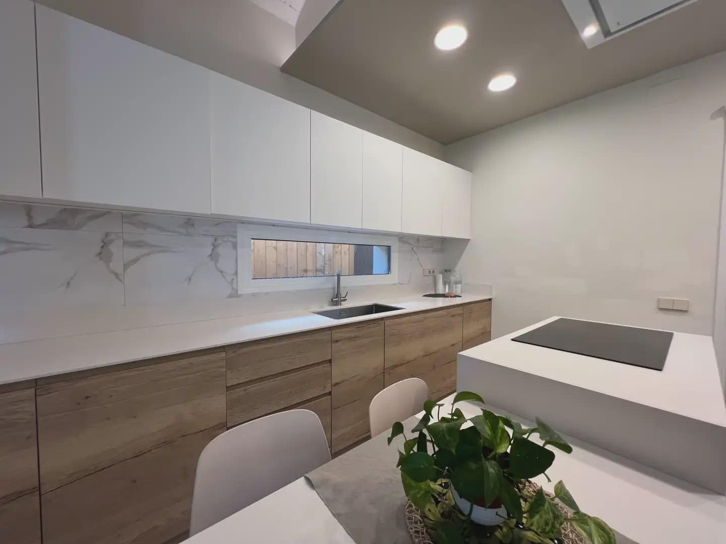 5 bedroom Villa for rent in Castelldefels with garage - € 6,200 (Ref: 10048173)
