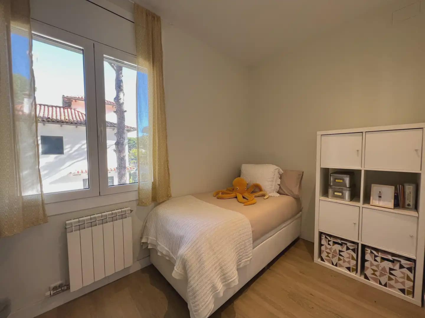 5 bedroom Villa for rent in Castelldefels with garage - € 6,200 (Ref: 10048173)