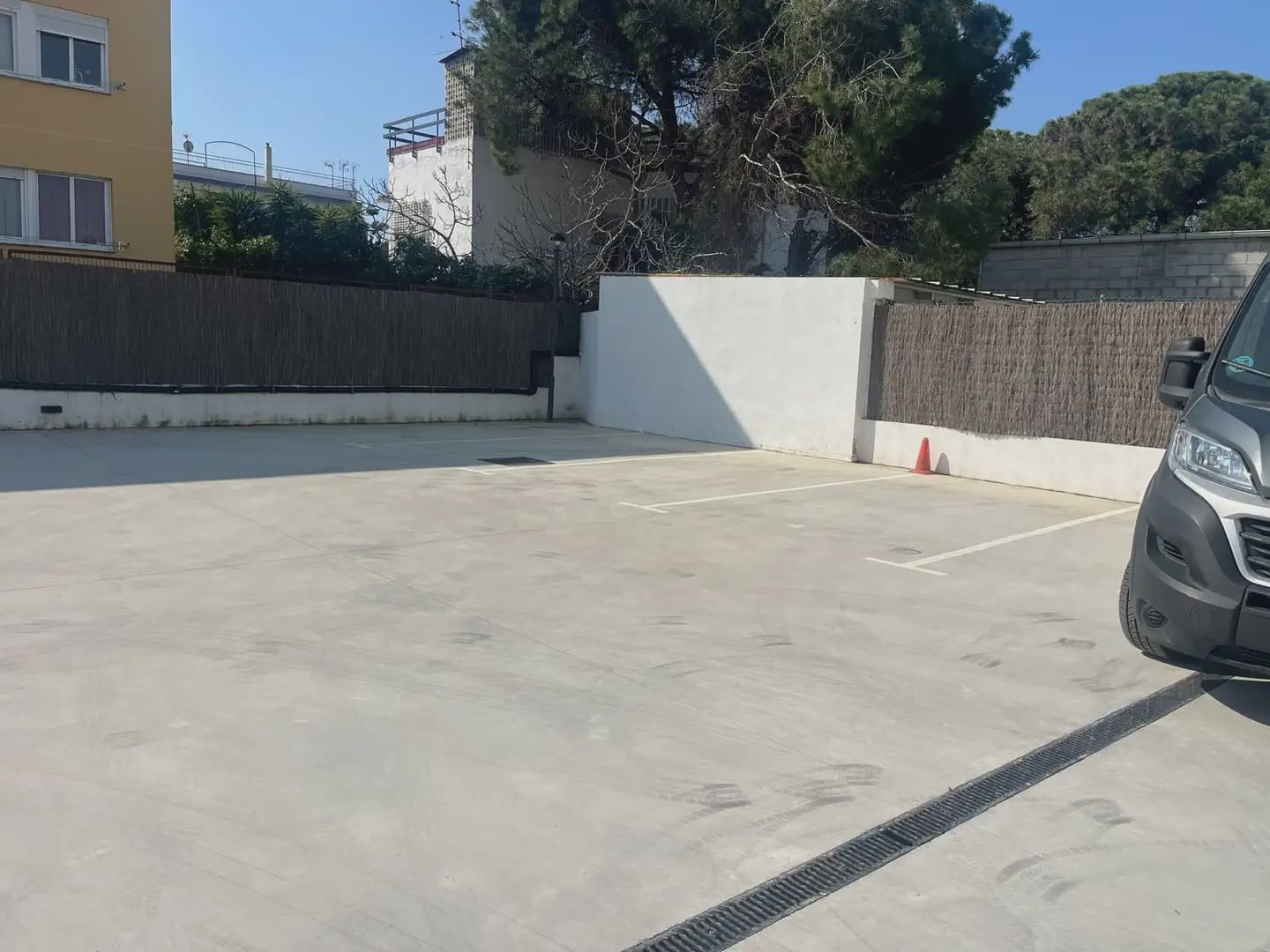 2 soveværelse Lejlighed til salg i Gava med swimmingpool garage - € 599.000 (Ref: 10048175)