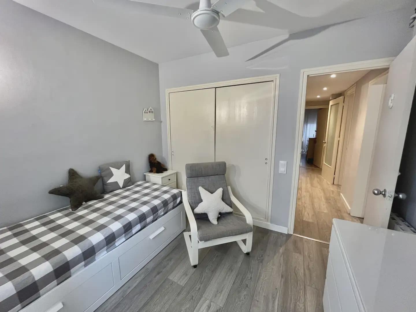 3 soveværelse Lejlighed til salg i Gava med swimmingpool - € 625.000 (Ref: 10048176)