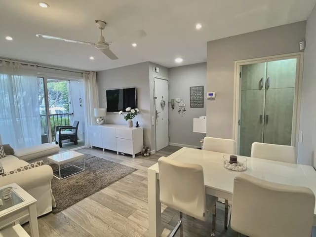 3 soveværelse Lejlighed til salg i Gavà med swimmingpool - € 625.000 (Ref: 10048176)