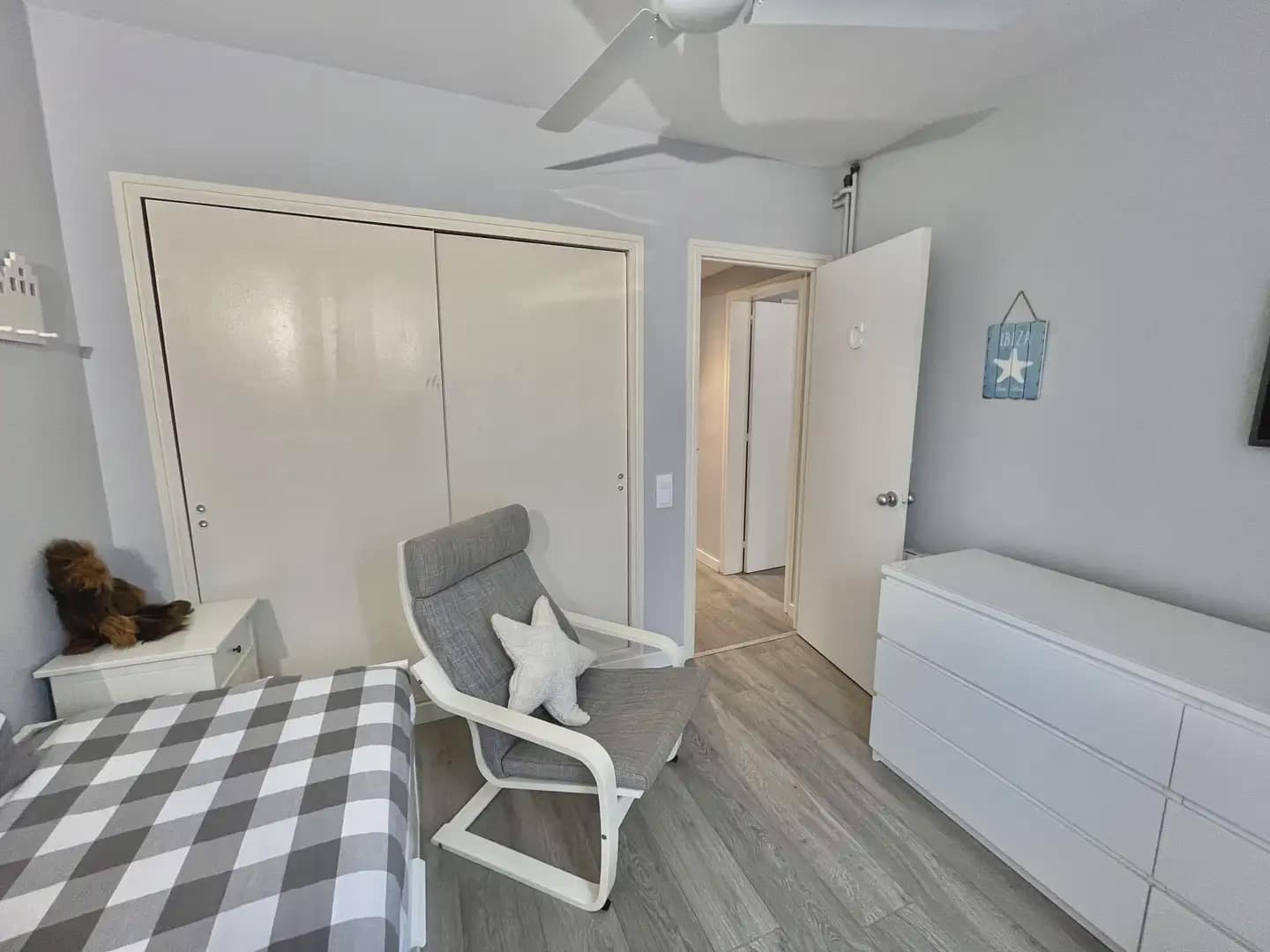3 soveværelse Lejlighed til salg i Gava med swimmingpool - € 625.000 (Ref: 10048176)