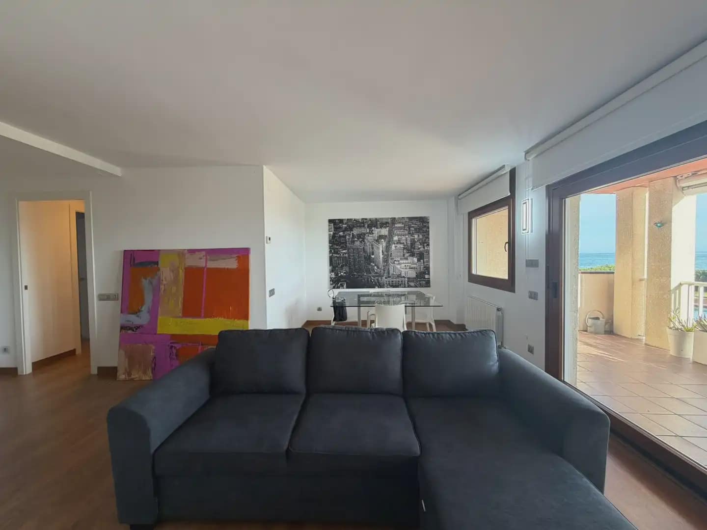 2 slaapkamer Flat te huur in Gava met zwembad garage - € 3.500 (Ref: 10048177)