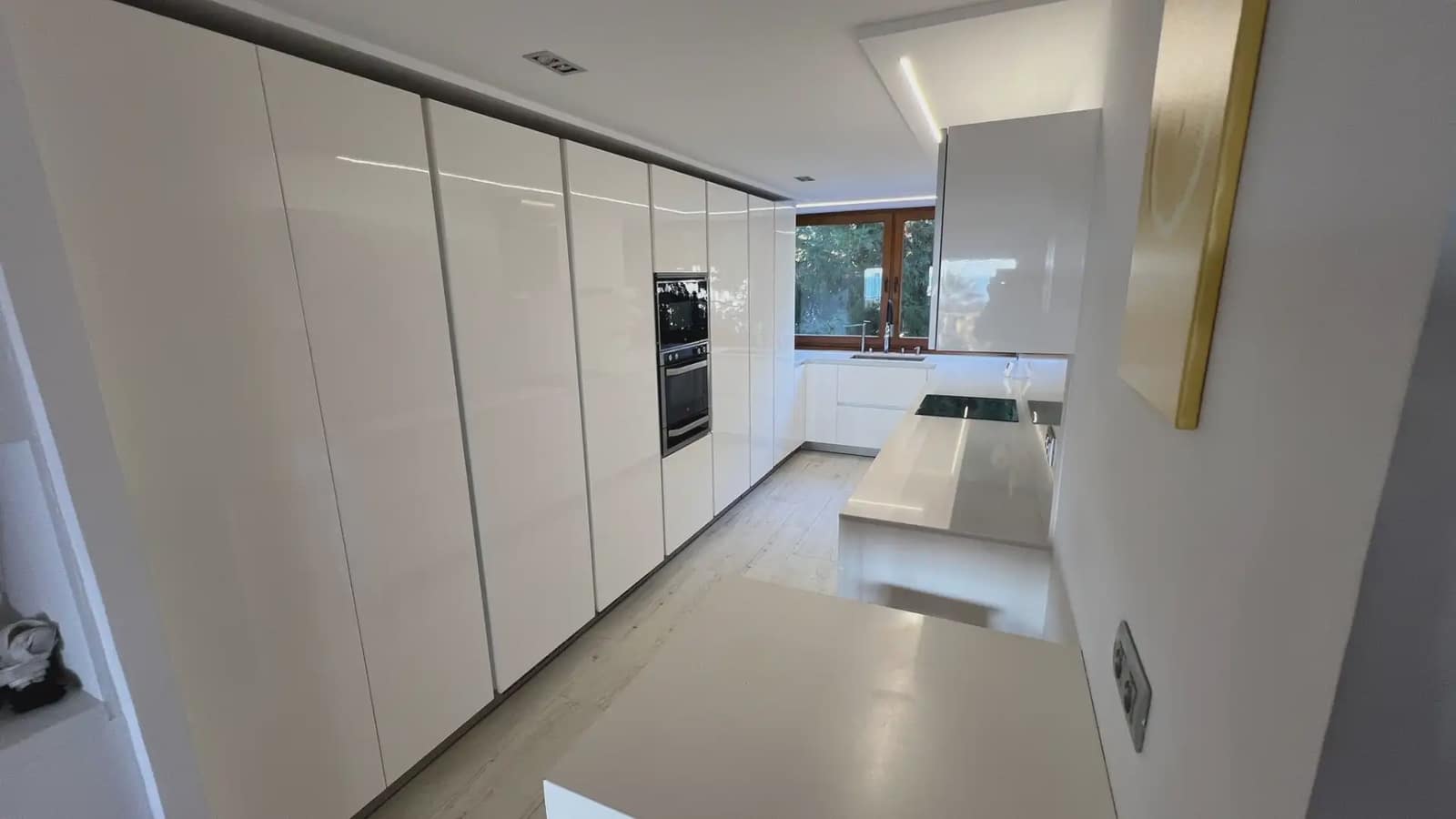 2 slaapkamer Flat te huur in Gava met zwembad garage - € 3.500 (Ref: 10048177)