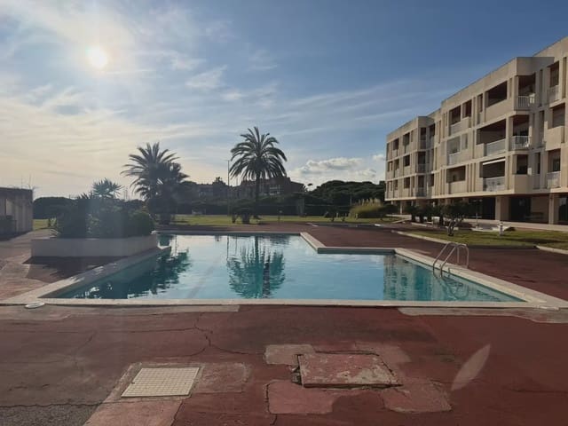 2 slaapkamer Flat te huur in Gavà met zwembad garage - € 3.500 (Ref: 10048177)