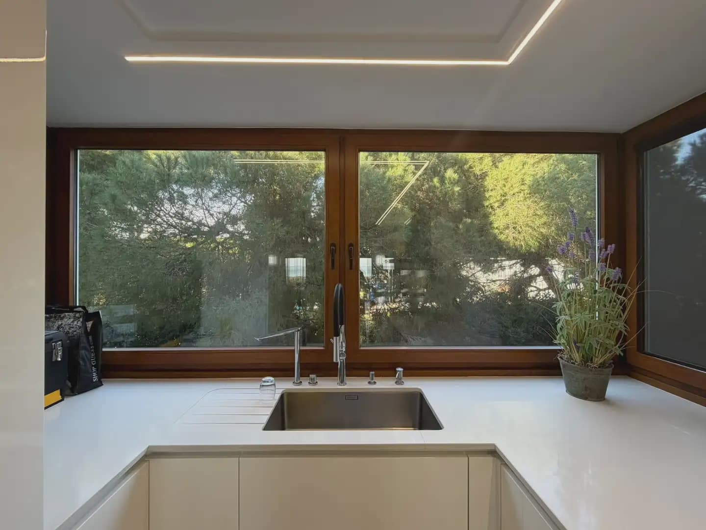 2 slaapkamer Flat te huur in Gava met zwembad garage - € 3.500 (Ref: 10048177)