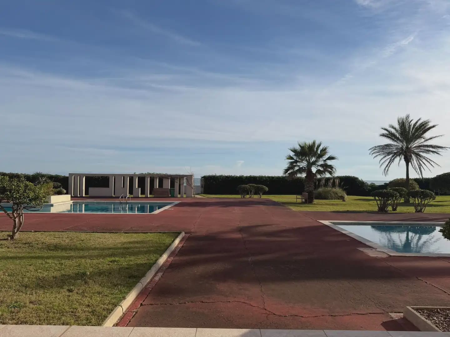 2 slaapkamer Flat te huur in Gava met zwembad garage - € 3.500 (Ref: 10048177)