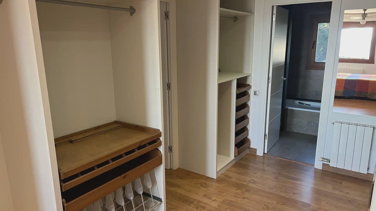 2 slaapkamer Flat te huur in Gava met zwembad garage - € 3.500 (Ref: 10048177)