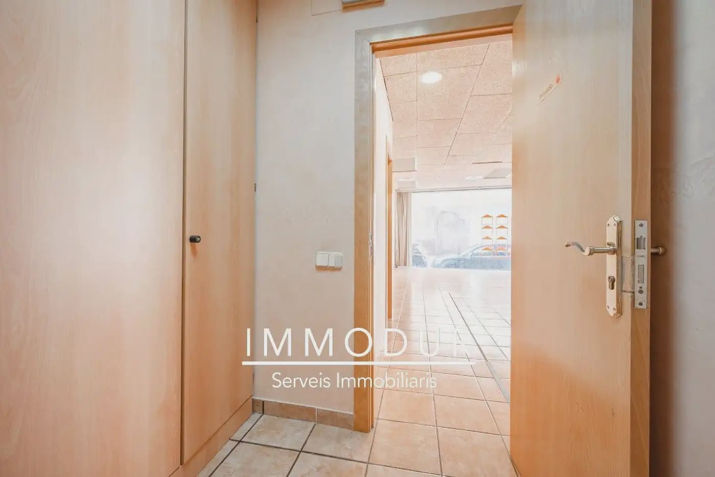 Commercial for sale in Viladecans - € 115,000 (Ref: 10048178)