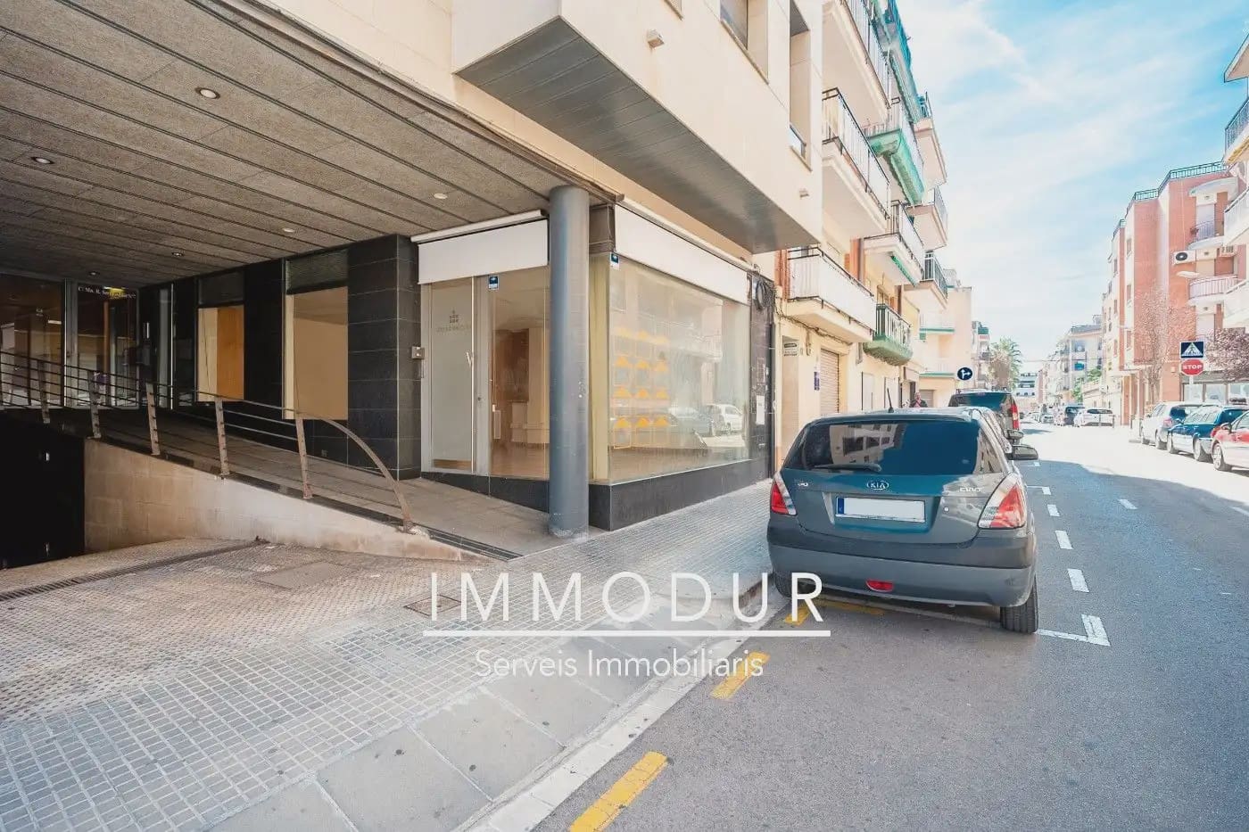 Commercial for sale in Viladecans - € 115,000 (Ref: 10048178)