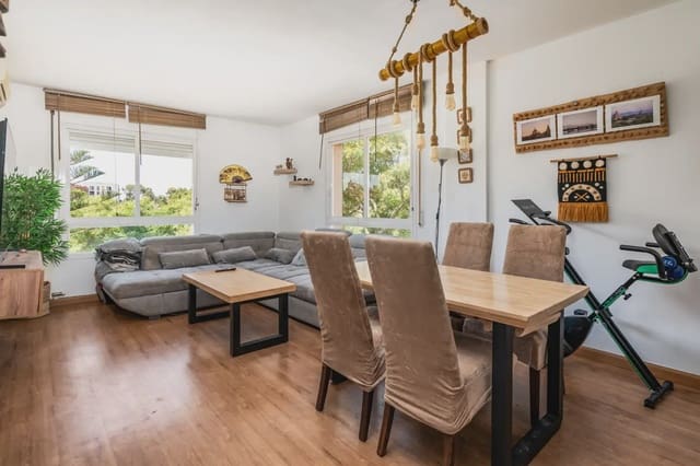 2 makuuhuone Asunto myytävänä paikassa Castelldefels mukana 
autotalli - 420 000 € (Ref: 10048183)