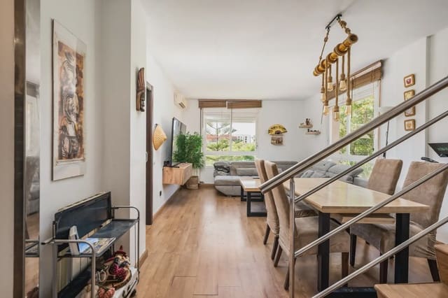 2 makuuhuone Asunto myytävänä paikassa Castelldefels mukana 
autotalli - 420 000 € (Ref: 10048183)