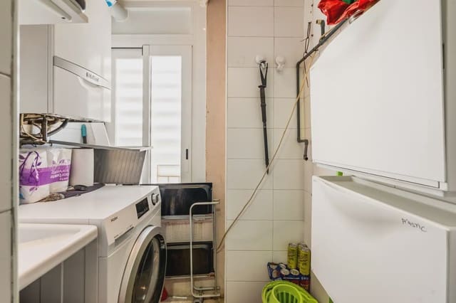 2 makuuhuone Asunto myytävänä paikassa Castelldefels mukana 
autotalli - 420 000 € (Ref: 10048183)
