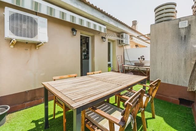 2 slaapkamer Flat te koop in Castelldefels met garage - € 395.000 (Ref: 10048183)
