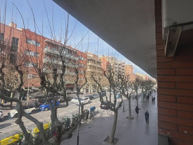 4 sovrum Lägenhet till salu i Barberà del Vallès med garage - 312 000 € (Ref: 10048184)