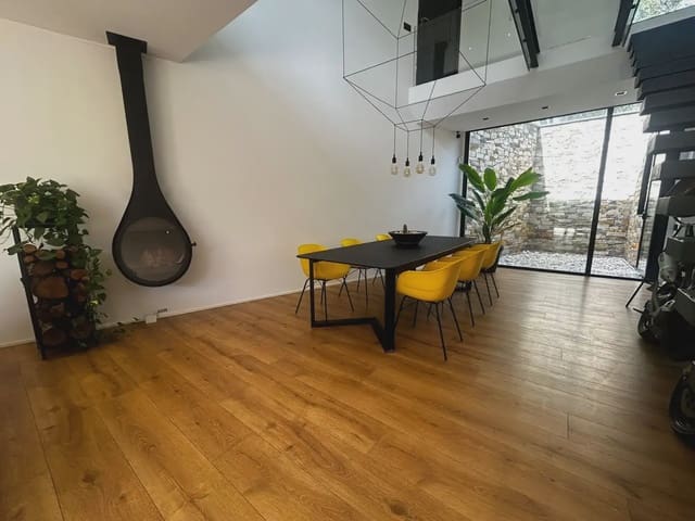 5 Zimmer Villa zu verkaufen in Matadepera mit Garage - 1.090.000 € (Ref: 10048185)