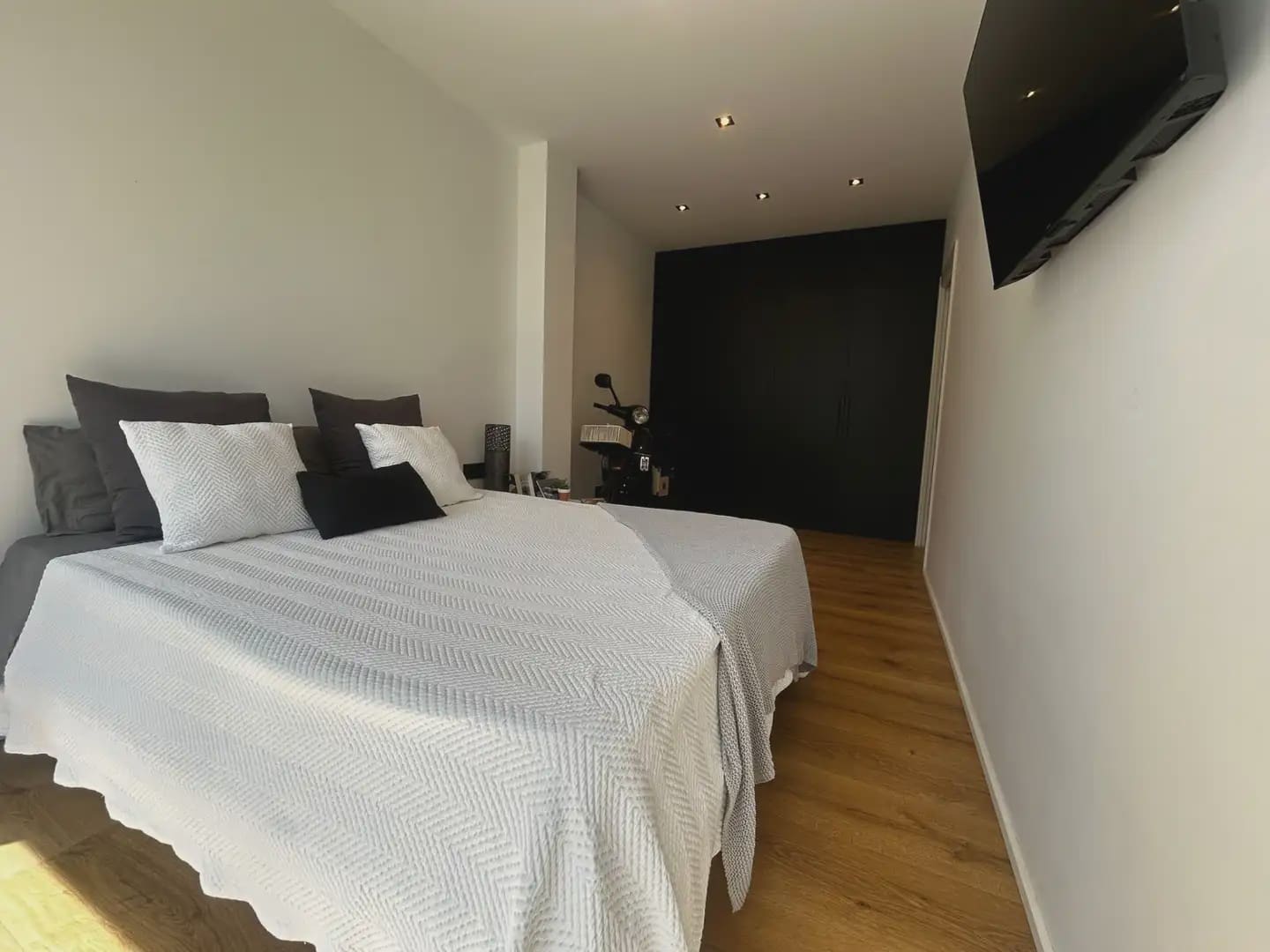 5 Zimmer Villa zu verkaufen in Matadepera mit Garage - 1.090.000 € (Ref: 10048185)