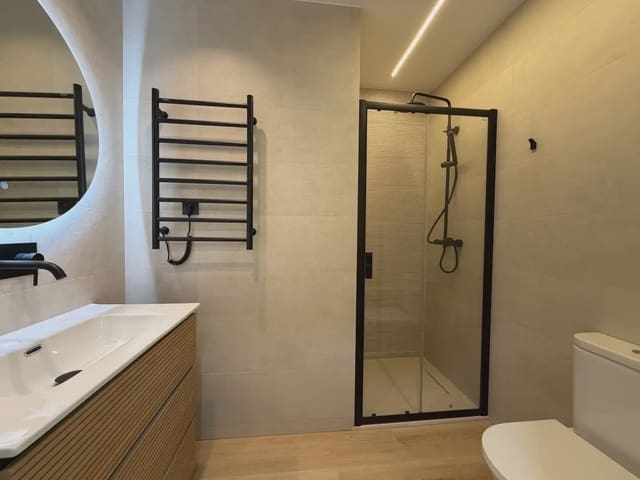2 sovrum Lägenhet till salu i Vallcarca i Els Penitents, Barcelona stad - 398 000 € (Ref: 10054346)