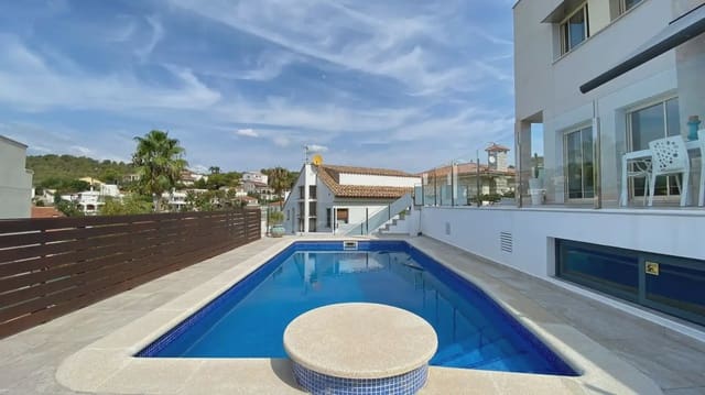 5 soveværelse Villa til leje i Sitges med swimmingpool garage - € 4.500 (Ref: 10054347)