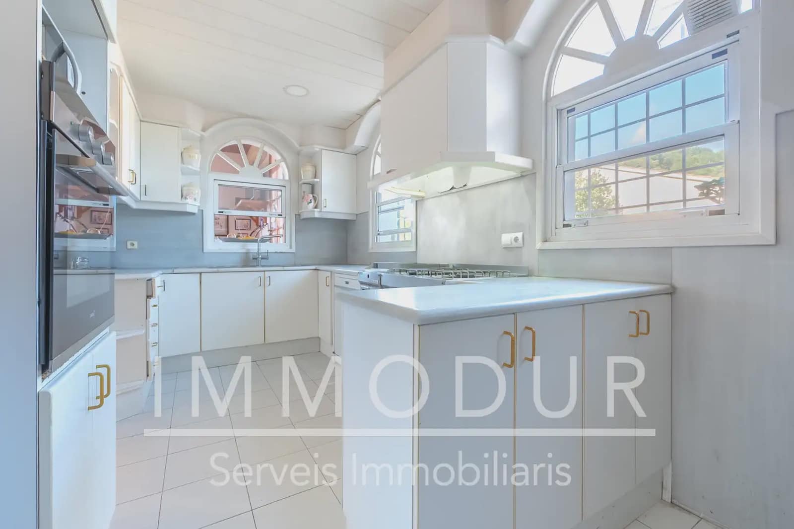 7 bedroom Villa for sale in Castelldefels with pool garage - € 1,350,000 (Ref: 10054512)