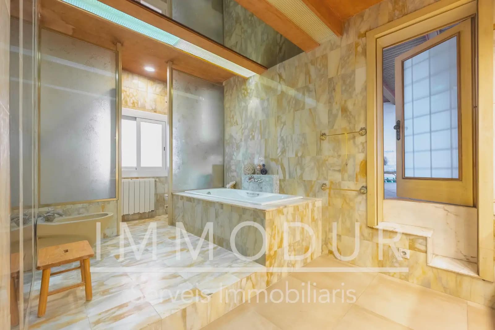 7 bedroom Villa for sale in Castelldefels with pool garage - € 1,350,000 (Ref: 10054512)