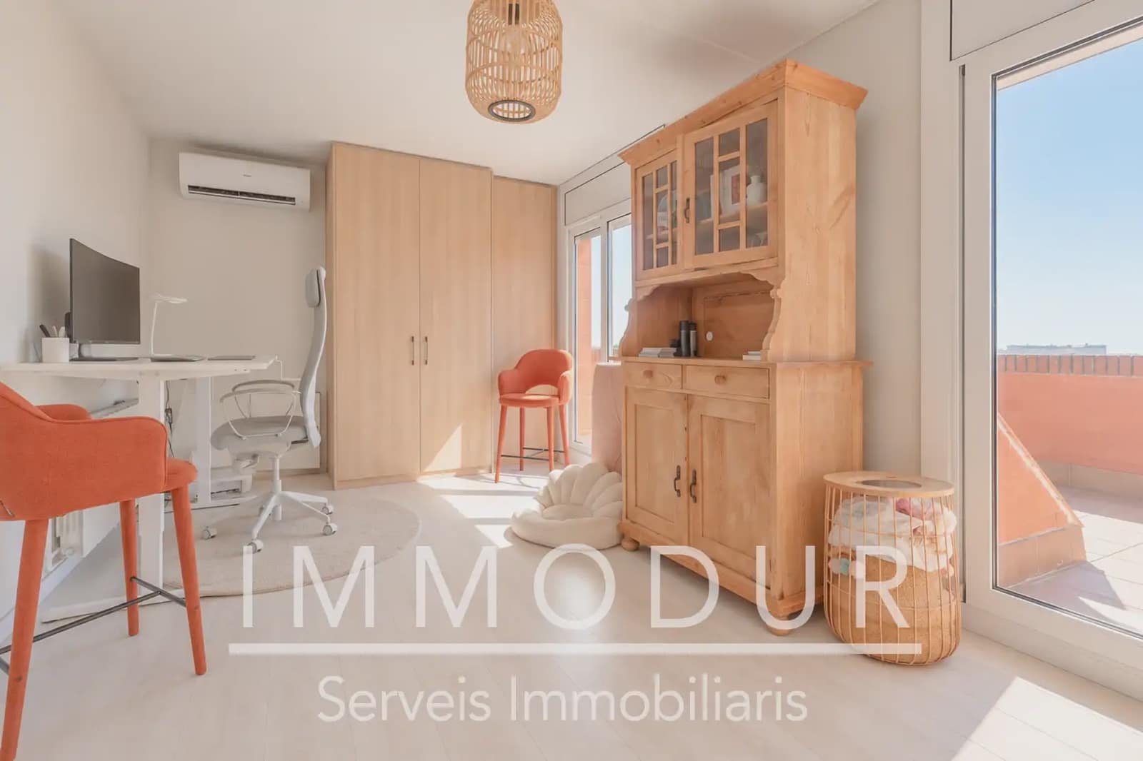 7 soverom Villa til salgs i Gava med svømmebasseng garasje - € 1 065 000 (Ref: 10057834)