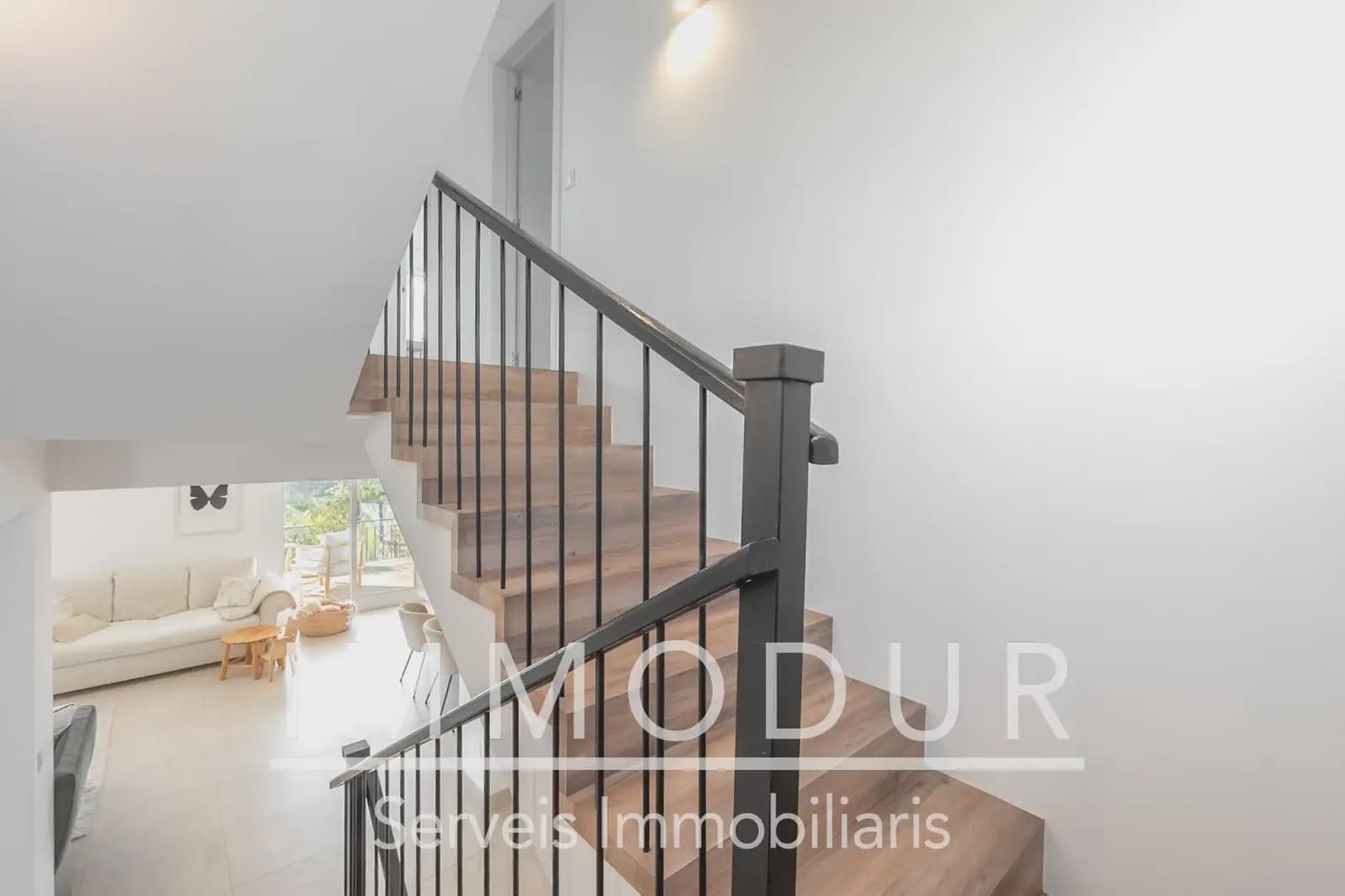 7 soverom Villa til salgs i Gava med svømmebasseng garasje - € 1 065 000 (Ref: 10057834)