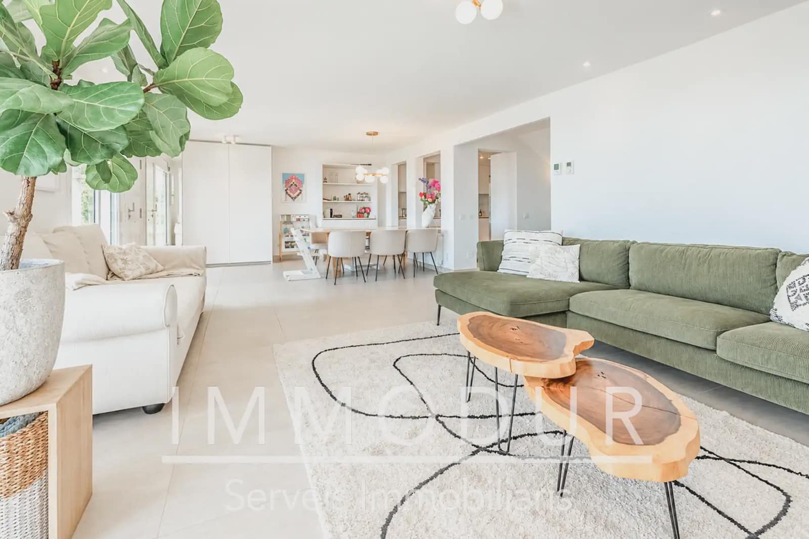7 soverom Villa til salgs i Gava med svømmebasseng garasje - € 1 065 000 (Ref: 10057834)