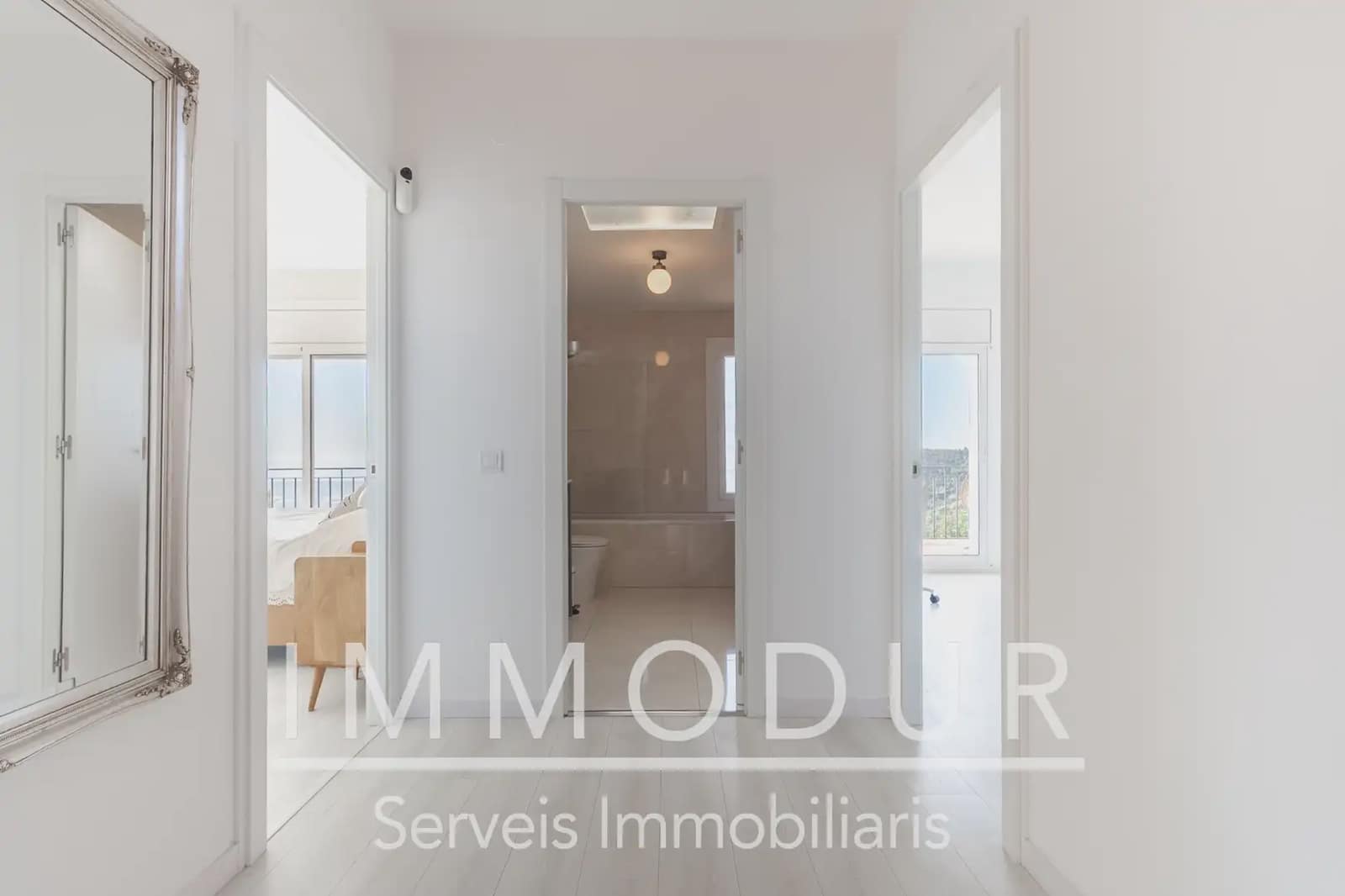 7 soverom Villa til salgs i Gava med svømmebasseng garasje - € 1 065 000 (Ref: 10057834)